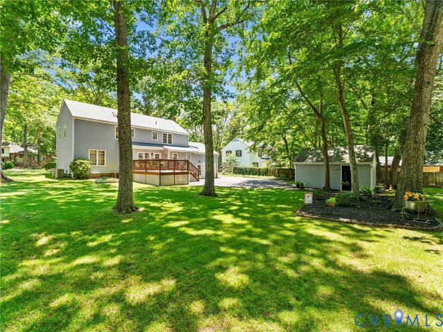 330 Saybrook Dr, North Chesterfield, VA 23236