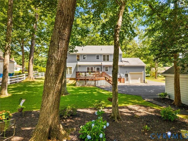 330 Saybrook Dr, North Chesterfield, VA 23236