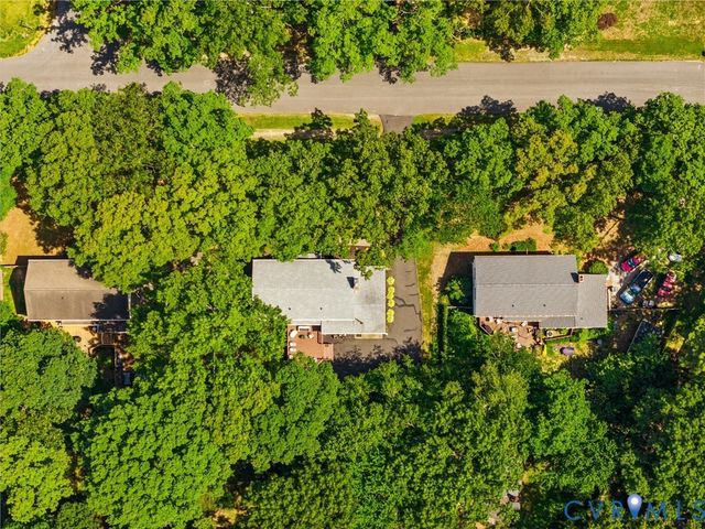 330 Saybrook Dr, North Chesterfield, VA 23236