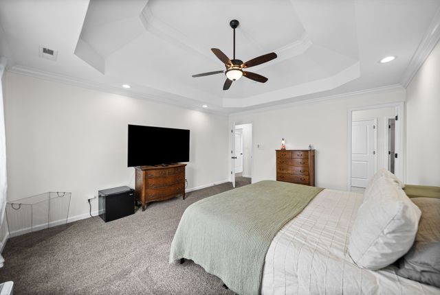 1381 Millet Dr, Clarksville, TN 37040