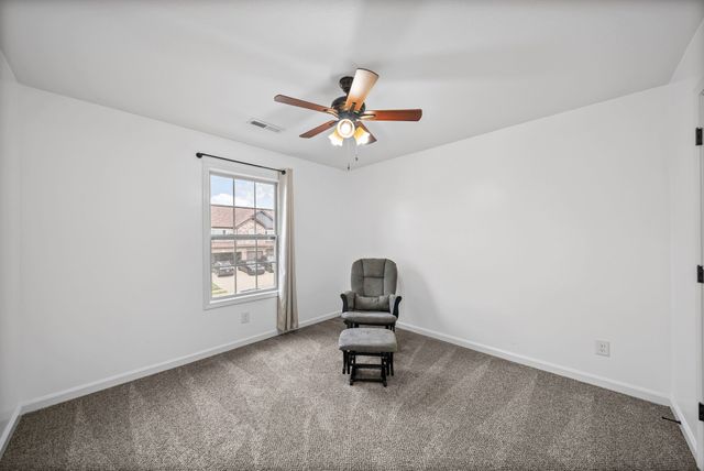 1381 Millet Dr, Clarksville, TN 37040