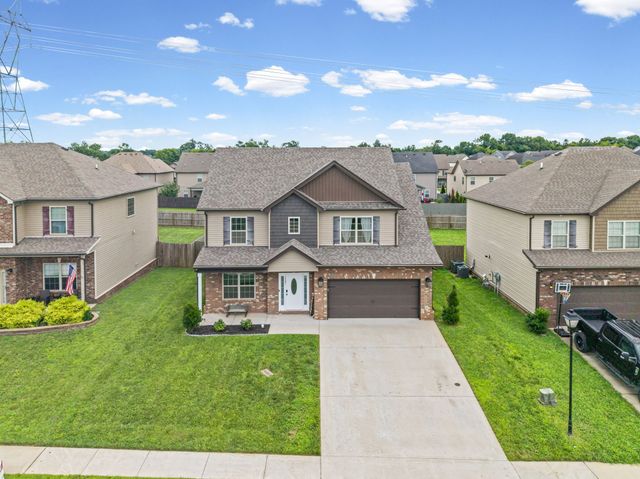 1381 Millet Dr, Clarksville, TN 37040