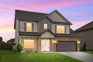 1381 Millet Dr, Clarksville, TN 37040