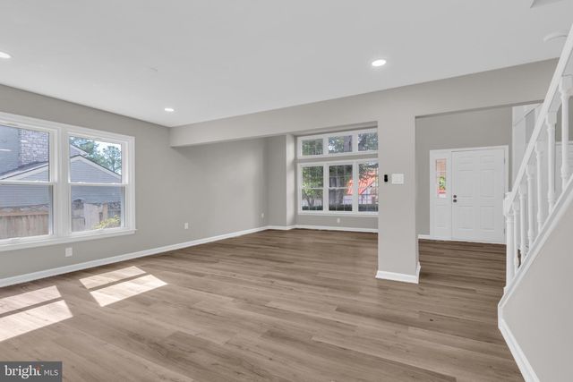 5559 SEQUOIA FARMS DR, Centreville, VA 20120