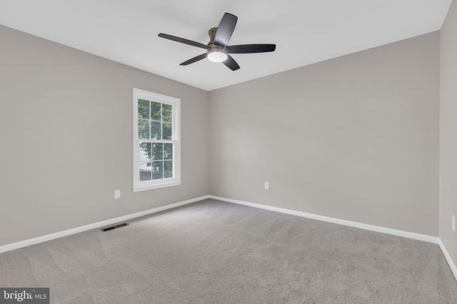 5559 SEQUOIA FARMS DR, Centreville, VA 20120