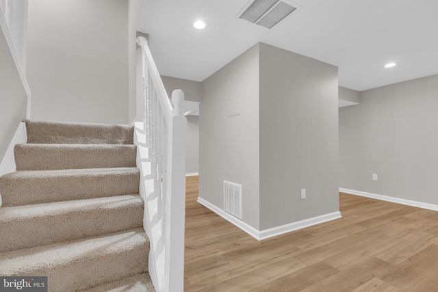 5559 SEQUOIA FARMS DR, Centreville, VA 20120