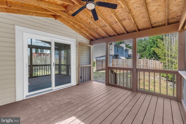 5559 SEQUOIA FARMS DR, Centreville, VA 20120