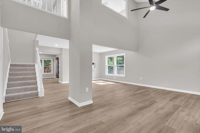 5559 SEQUOIA FARMS DR, Centreville, VA 20120