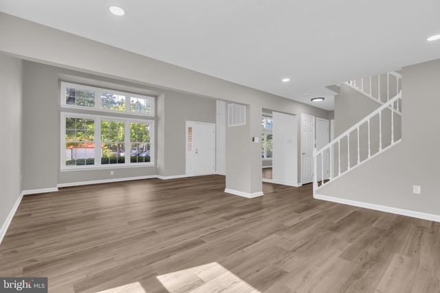 5559 SEQUOIA FARMS DR, Centreville, VA 20120