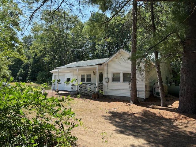 769 Clintonville Road, Peru, NY 12972