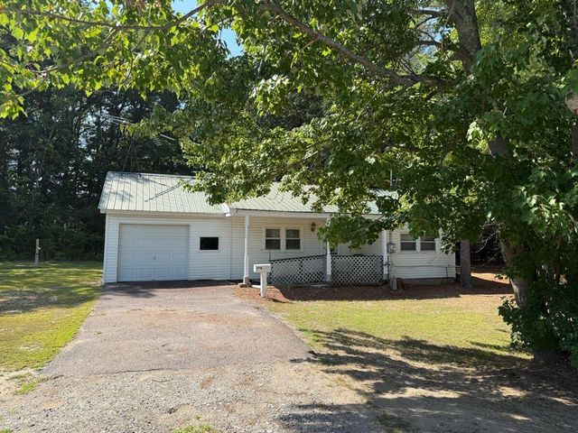 769 Clintonville Road, Peru, NY 12972