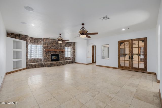 1815 W MADDOCK Road, Phoenix, AZ 85086