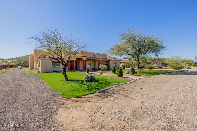 1815 W MADDOCK Road, Phoenix, AZ 85086