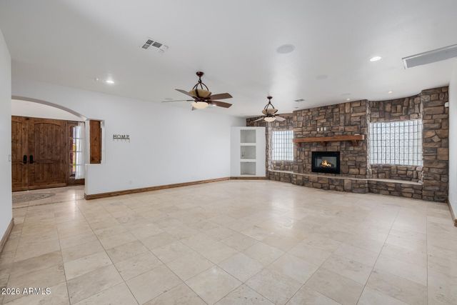 1815 W MADDOCK Road, Phoenix, AZ 85086