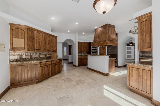 1815 W MADDOCK Road, Phoenix, AZ 85086