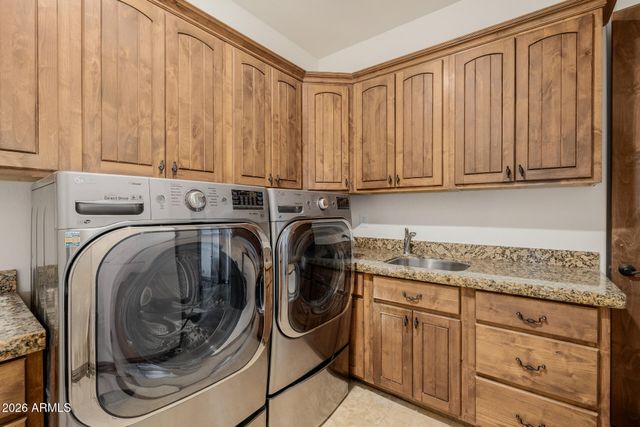 1815 W MADDOCK Road, Phoenix, AZ 85086