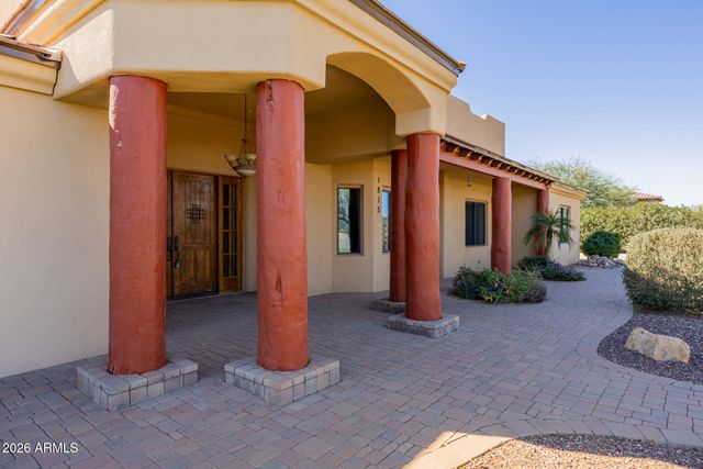 1815 W MADDOCK Road, Phoenix, AZ 85086