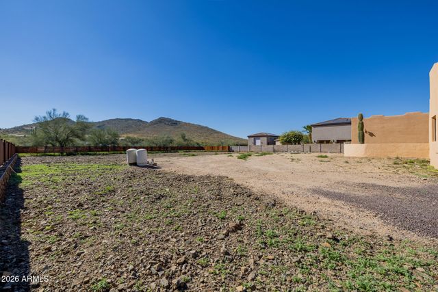 1815 W MADDOCK Road, Phoenix, AZ 85086