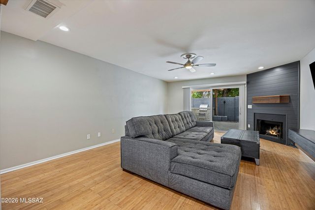 4958 N Via Carina, Tucson, AZ 85704