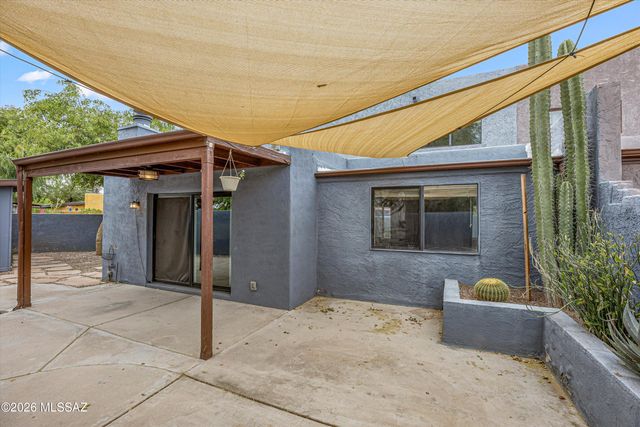 4958 N Via Carina, Tucson, AZ 85704