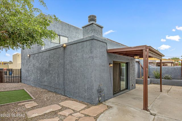 4958 N Via Carina, Tucson, AZ 85704