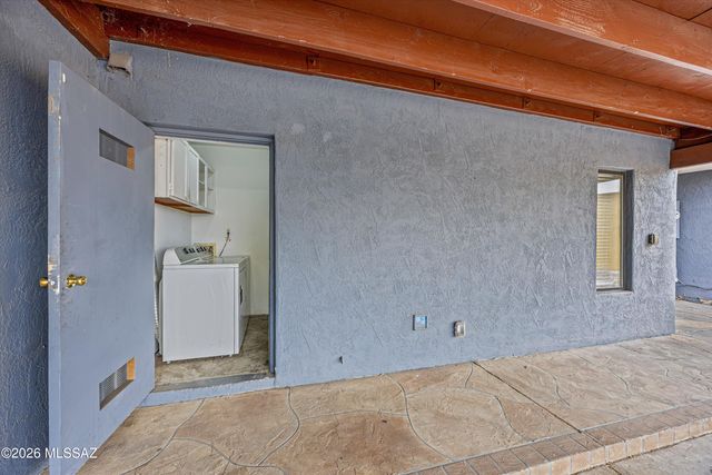 4958 N Via Carina, Tucson, AZ 85704