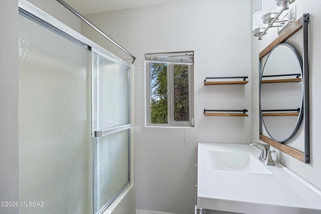 4958 N Via Carina, Tucson, AZ 85704