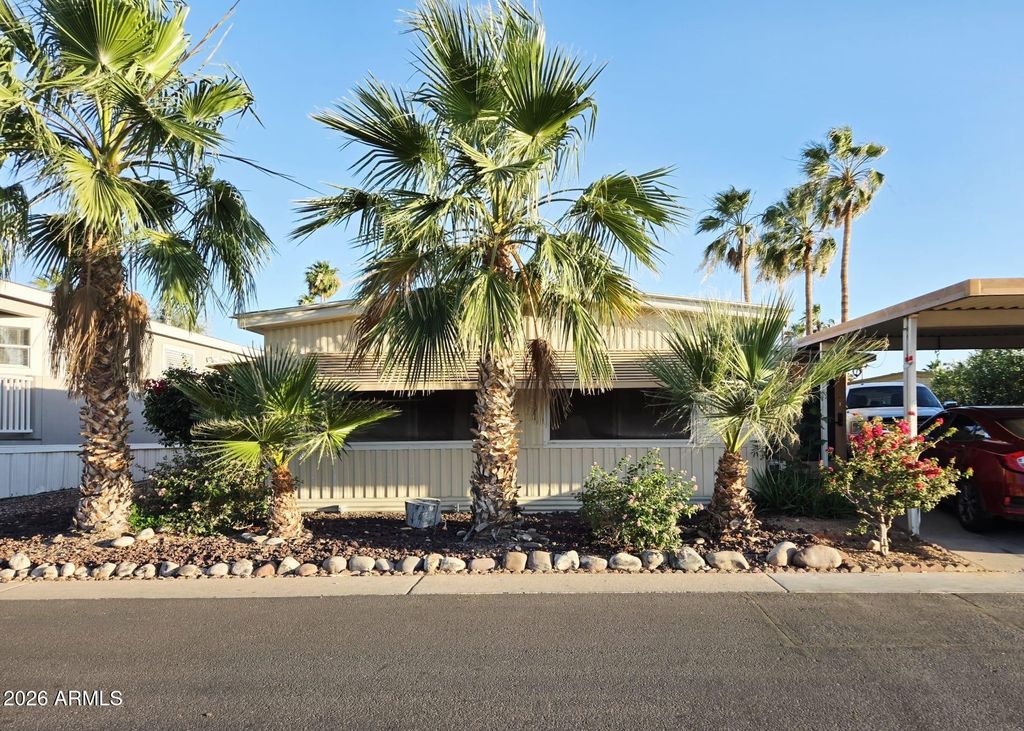 Image 1 of property listing at 303 E South Mountain Avenue 170, Phoenix, AZ 85042