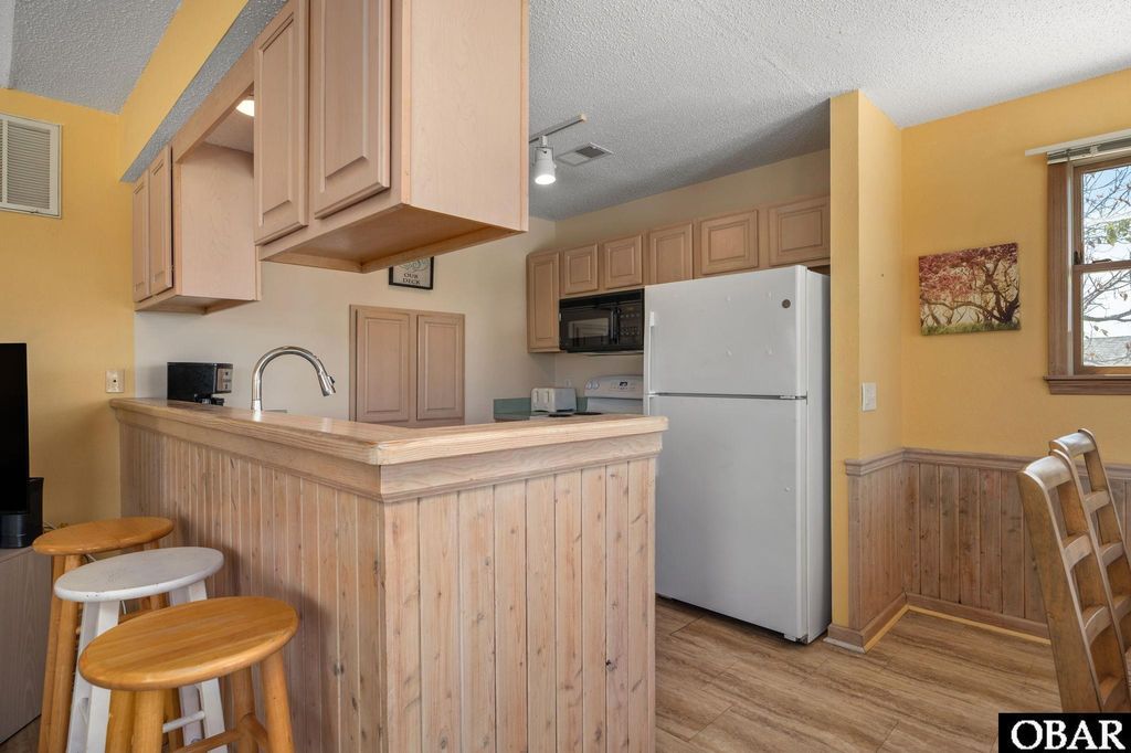 Image 6 of property listing at 5002 Brassie Court Lot 4, Nags Head, NC 27959