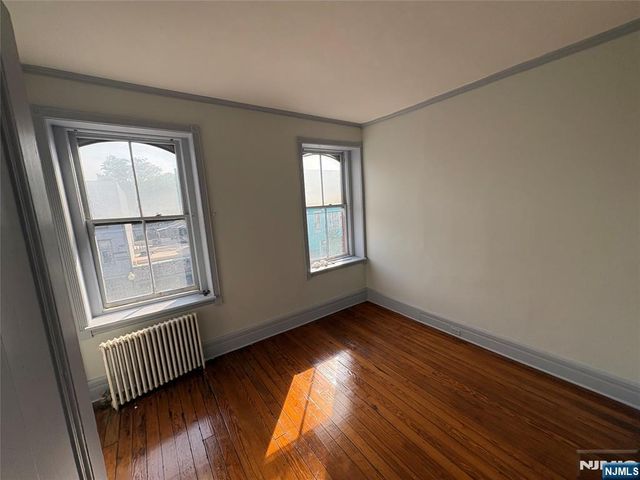 425 Bloomfield Avenue 3A, Montclair, NJ 07042