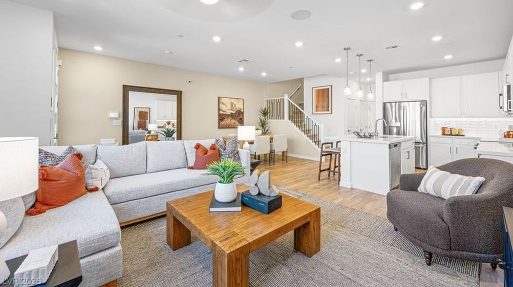 1465 Song Lark Lane, Las Vegas, NV 89138 — photo 3