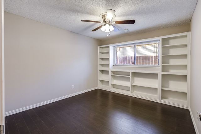 4129 Hackmore Loop, Irving, TX 75061