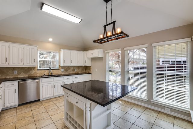 4129 Hackmore Loop, Irving, TX 75061