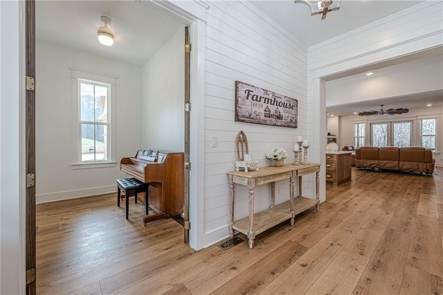 312 Ball Field Road, Waleska, GA 30183