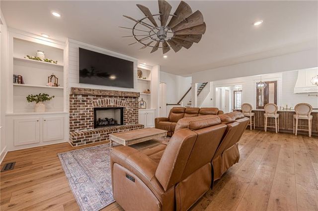 312 Ball Field Road, Waleska, GA 30183