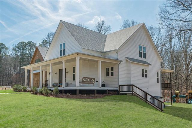 312 Ball Field Road, Waleska, GA 30183