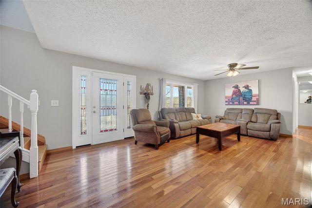 1105 Old Highway H, Waynesville, MO 65583