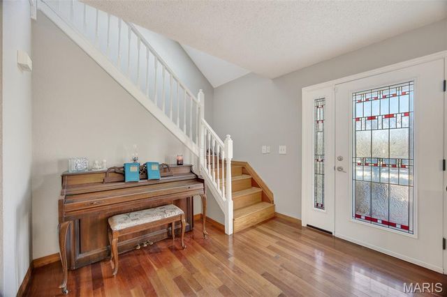 1105 Old Highway H, Waynesville, MO 65583