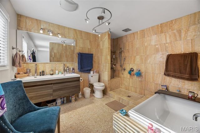 1105 Old Highway H, Waynesville, MO 65583