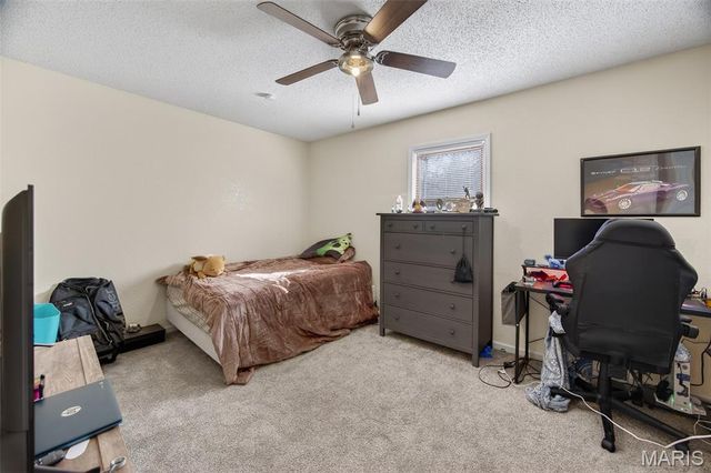 1105 Old Highway H, Waynesville, MO 65583