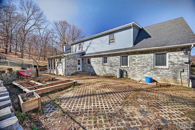 1105 Old Highway H, Waynesville, MO 65583