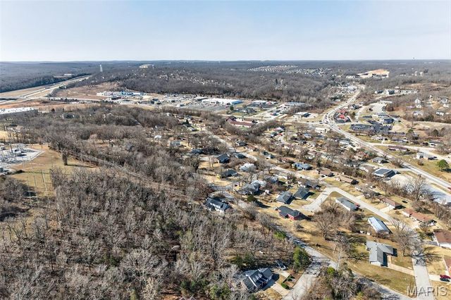 1105 Old Highway H, Waynesville, MO 65583