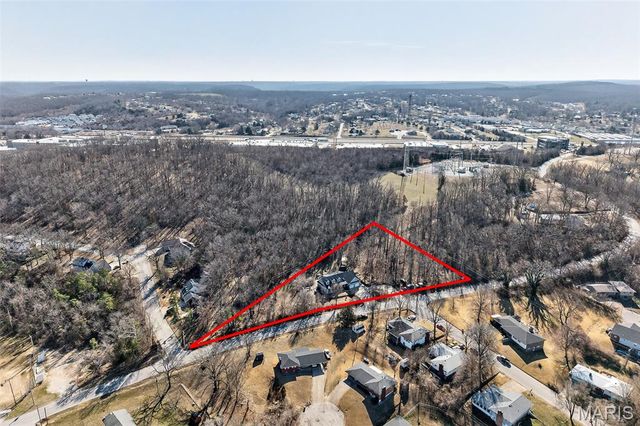 1105 Old Highway H, Waynesville, MO 65583