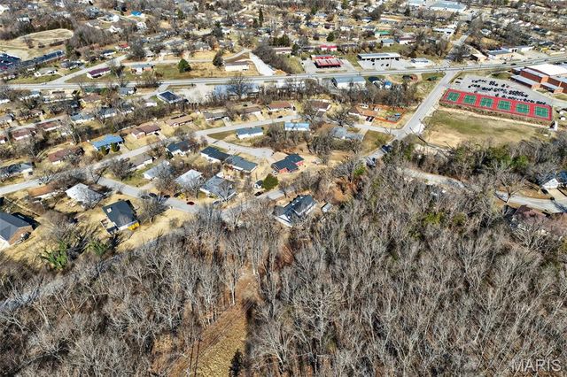 1105 Old Highway H, Waynesville, MO 65583