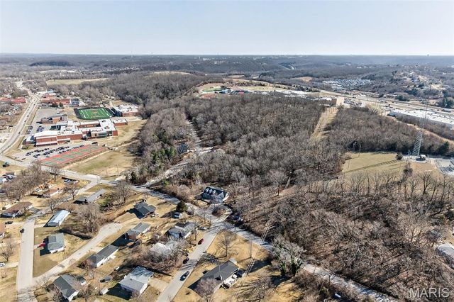 1105 Old Highway H, Waynesville, MO 65583
