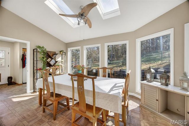 1105 Old Highway H, Waynesville, MO 65583