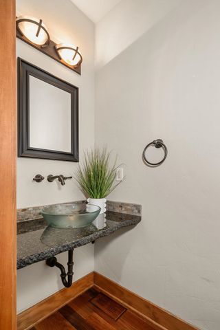 8926 E Courtview Ln, Spokane, WA 99217