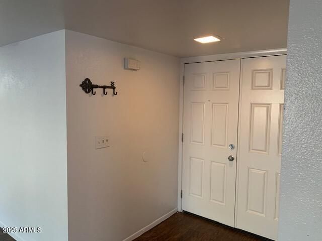 9761 N 68TH Lane, Peoria, AZ 85345