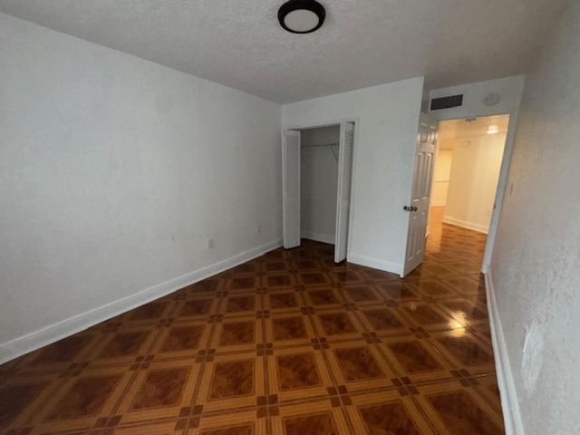 8740 NW 40th St 405, Coral Springs, FL 33065