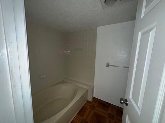 8740 NW 40th St 405, Coral Springs, FL 33065